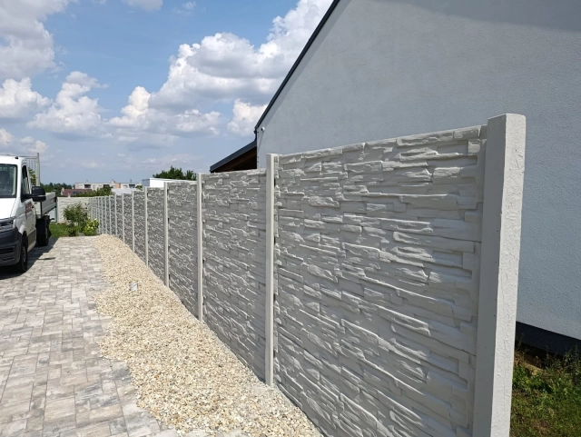 Exclusiv - Aufgeteiter Stein - Naturgrau